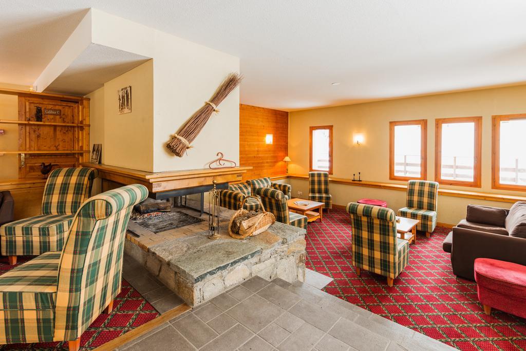 Lagrange Vacances Chalets Du Galibier Valloire Exteriör bild