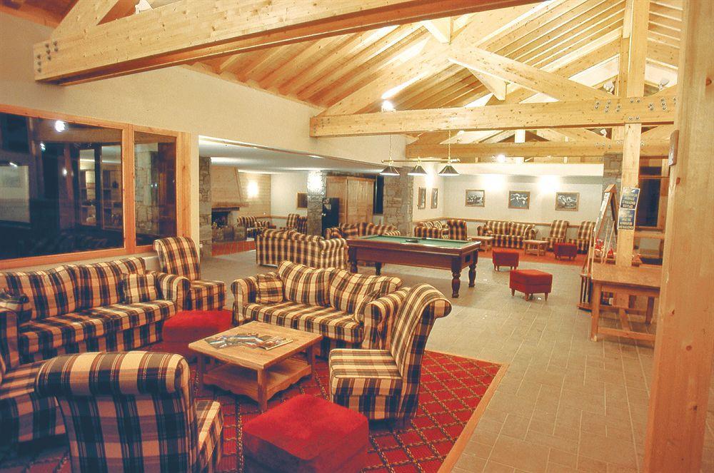 Lagrange Vacances Chalets Du Galibier Valloire Exteriör bild