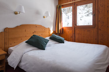 Lagrange Vacances Chalets Du Galibier Valloire Exteriör bild